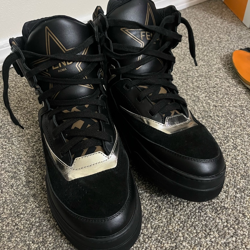 Fendi Roma Leather Trainers